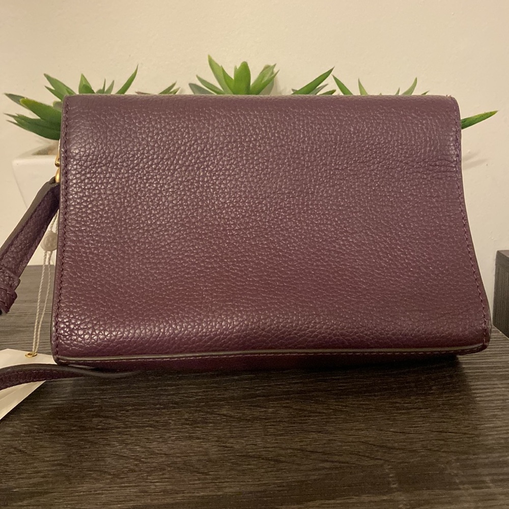 Tory Burch - Picture 2 of 5